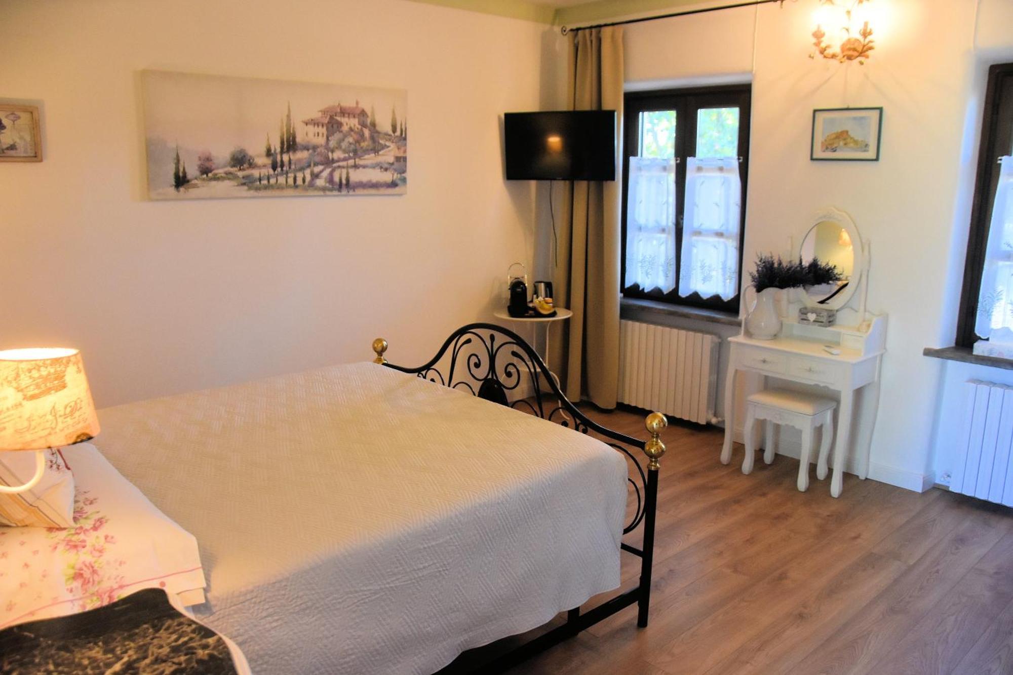 Guest House La Carolina Tigliole Екстериор снимка